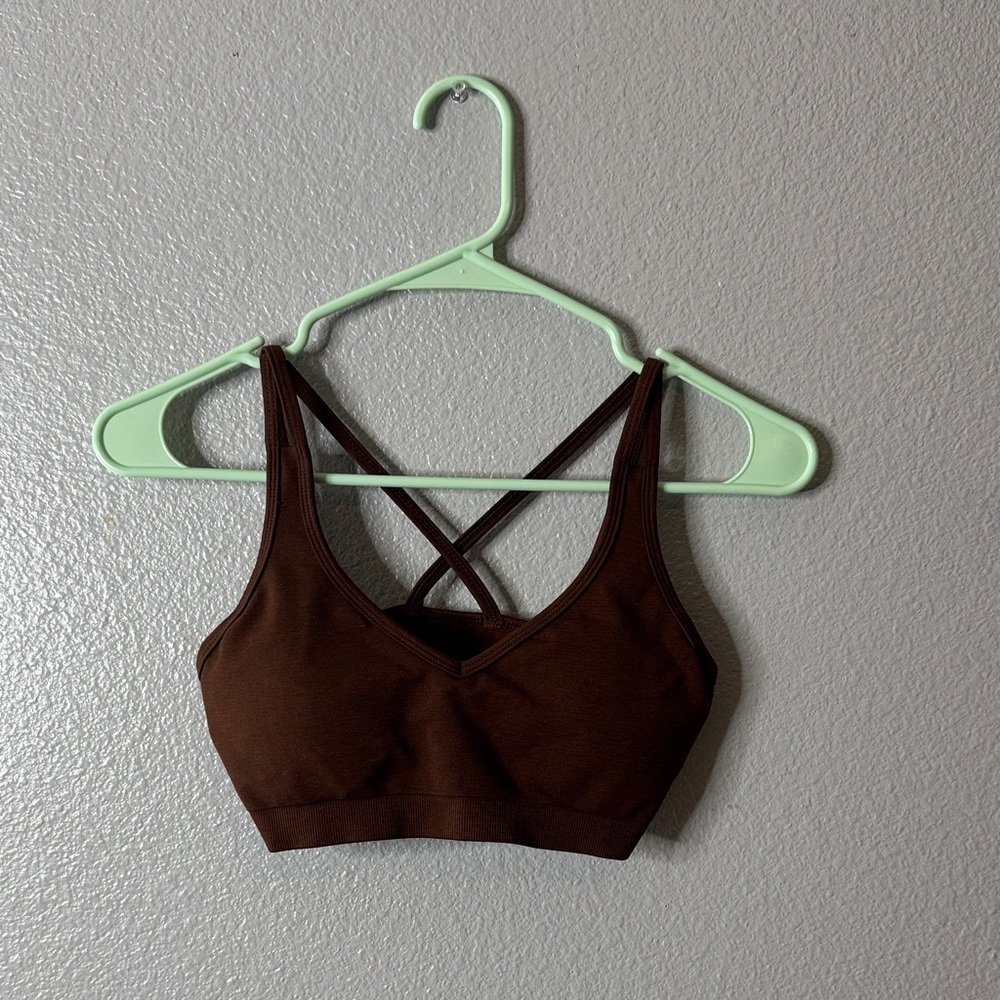 Alphalete bra